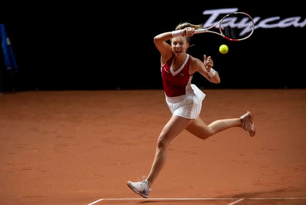 2021 Porsche Tennis Grand Prix Anett Kontaveit , Estonia