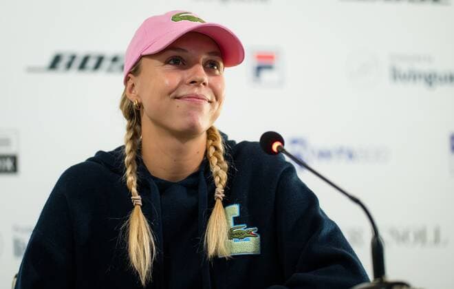 Mandatory Credit: Photo by Rob Prange Shutterstock (11864527dc) Anett Kontaveit of Estonia talks to the media after her first-round match at the 2021 Porsche Tennis Grand Prix WTA, Tennis Damen 500 tournament Porsche Tennis Grand Prix, Tennis, Stuttgart, Germany - 20 Apr 2021 Porsche Tennis Grand Prix, Tennis, Stuttgart, Germany - 20 Apr 2021  Copyright: xRobxPrange Shutterstockx 11864527dc