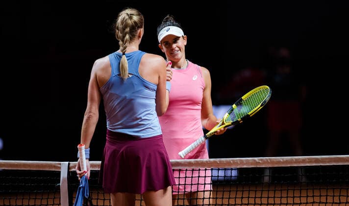 April 20, 2021, STUTTGART, GERMANY: Jennifer Brady of the United States & Petra Kvitova of the Czech Republic after their first-round match at the 2021 Porsche Tennis Grand Prix WTA, Tennis Damen 500 tournament STUTTGART GERMANY - ZUMAa181 20210420_zaa_a181_132 Copyright: xRobxPrangex