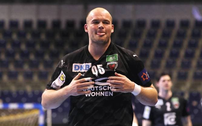 Paul Drux jubilant joy emotion jubilation after end of game victory sports handball Euroleague European League European Cup men season 2020 2021 20 04 2021 Füchse Berlin vs Montpellier HB 31 23 ghost game Corona Covid 19