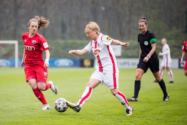 2 Women Football Bundesliga, 1 FC Koeln FC Ingolstadt 21 04 2021 Stefanie Reischmann 21, FC Ingolstadt , Yuka Hirano 17, 1 FC Koeln 2 Women Football Bundesliga, 1 FC Koeln FC Ingolstadt, Koeln, Geissbockheim DFL REGULATIONS PROHIBIT ANY USE OF PHOTOGRAPHS AS IMAGE SEQUENCES AND OR QUASI VIDEO Copyright: xBEAUTIFULxSPORTS Wunderlx