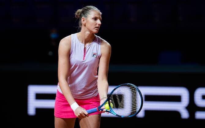 Mandatory Credit: Photo by Rob Prange Shutterstock (11864528f) Karolina Pliskova of the Czech Republic in action during her first-round match at the 2021 Porsche Tennis Grand Prix WTA, Tennis Damen 500 tournament Porsche Tennis Grand Prix, Tennis, Stuttgart, Germany - 21 Apr 2021 Porsche Tennis Grand Prix, Tennis, Stuttgart, Germany - 21 Apr 2021  Copyright: xRobxPrange Shutterstockx 11864528f