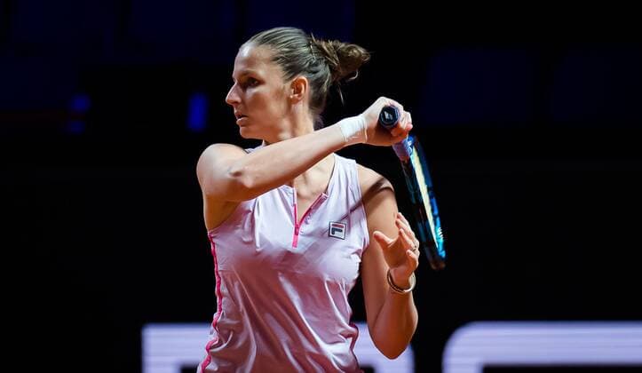 Mandatory Credit: Photo by Rob Prange Shutterstock (11864528c) Karolina Pliskova of the Czech Republic in action during her first-round match at the 2021 Porsche Tennis Grand Prix WTA, Tennis Damen 500 tournament Porsche Tennis Grand Prix, Tennis, Stuttgart, Germany - 21 Apr 2021 Porsche Tennis Grand Prix, Tennis, Stuttgart, Germany - 21 Apr 2021  Copyright: xRobxPrange Shutterstockx 11864528c