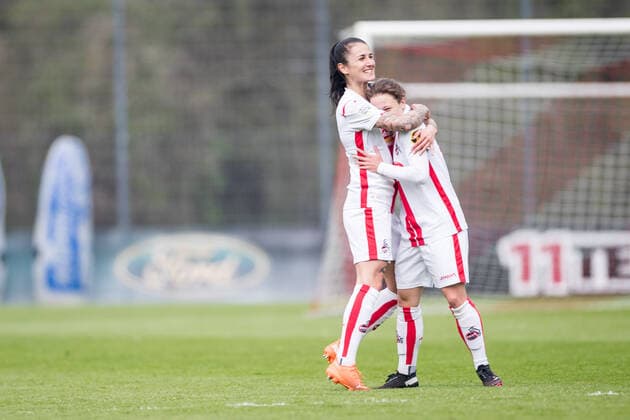 2 Frauen Fussball Bundesliga, 1 FC Koeln FC Ingolstadt 21 04 2021 Alicia Sophie Gudorf 12, 1 FC Koeln scores 2 0 after Mandy Islackers assist 8, 1 FC Koeln cheers 2 Frauen Fussball Bundesliga, 1 FC Koeln FC Ingolstadt, Koeln, Geissbockheim DFL REGULATIONS PROHIBIT ANY USE OF PHOTOGRAPHS AS IMAGE SEQUENCES AND OR QUASI VIDEO Copyright: xBEAUTIFULxSPORTS Wunderlx
