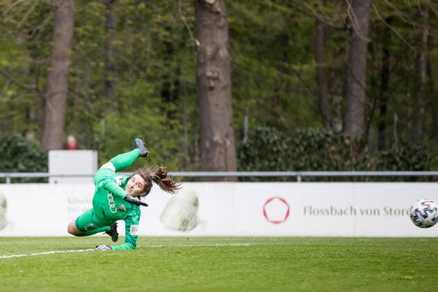 2 Womens Bundesliga, 1 FC Koeln FC Ingolstadt 21 04 2021 Franziska Maier 1, FC Ingolstadt cant prevent 4 0 2 Womens Bundesliga, 1 FC Koeln FC Ingolstadt, Koeln, Geissbockheim DFL REGULATES PROHIBIT ANY USE OF PHOTOGRAPHS AS IMAGE SEQUENCES AND OR QUASI VIDEO Copyright: xBEAUTIFULxSPORTS Wunderlx