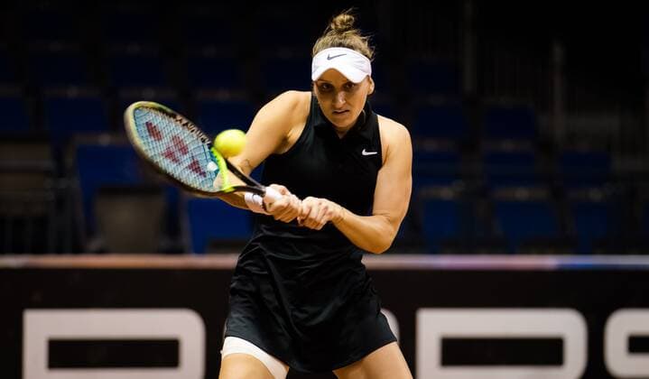 Mandatory Credit: Photo by Rob Prange Shutterstock (11864528bl) Marketa Vondrousova of the Czech Republic in action during her first-round match at the 2021 Porsche Tennis Grand Prix WTA, Tennis Damen 500 tournament Porsche Tennis Grand Prix, Tennis, Stuttgart, Germany - 21 Apr 2021 Porsche Tennis Grand Prix, Tennis, Stuttgart, Germany - 21 Apr 2021  Copyright: xRobxPrange Shutterstockx 11864528bl