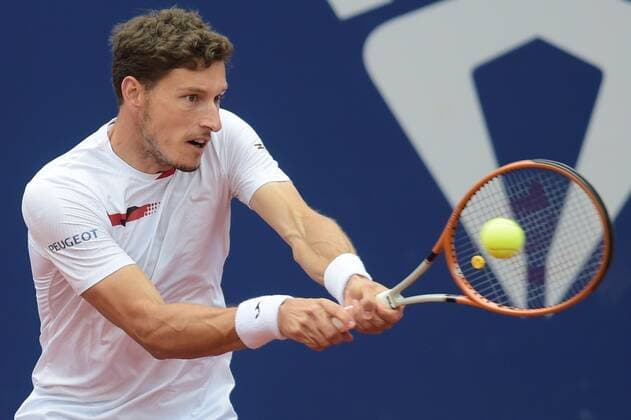 Spanish tennis player Pablo Carreno in action against Australian Jordan Thompson during the Barcelona Open Banc Sabadell - Conde de Godo tournament round of 32 game in Barcelona, Catalonia, Spain, 21 April 2021. Barcelona Open Banc Sabadell - Conde de Godo !ACHTUNG: NUR REDAKTIONELLE NUTZUNG!  Copyright: xAlejandroxGarcíax GRAFCAT1776 20210421-637546222721834280