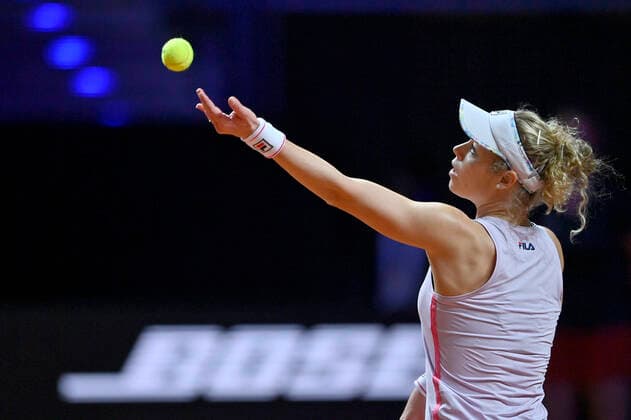 Laura SIEGEMUND GER Action Round of 16 Tennis Women Porsche Cup Porsche Tennis Grand Prix GP Stuttgart 2021 Porsche Arena 21 04 2021 Porsche Tennis Grand Prix Stuttgart 2021