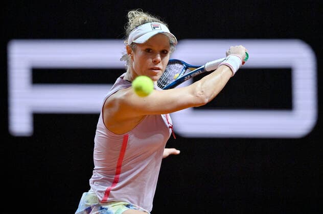 Laura SIEGEMUND GER Action Round of 16 Tennis Women Porsche Cup Porsche Tennis Grand Prix GP Stuttgart 2021 Porsche Arena 21 04 2021 Porsche Tennis Grand Prix Stuttgart 2021