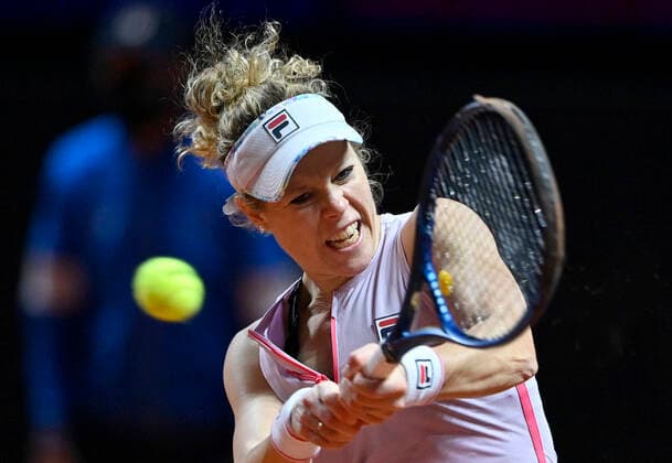 Laura SIEGEMUND GER Action Round of 16 Tennis Women Porsche Cup Porsche Tennis Grand Prix GP Stuttgart 2021 Porsche Arena 21 04 2021 Porsche Tennis Grand Prix Stuttgart 2021