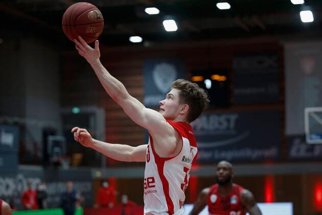 Germany , Wuerzburg, s Oliver Arena , 21 04 2021, emspor, emonline, despor, deonline, s Oliver Wuerzburg vs Brose Bamberg, easyCredit BBL, 22 Spieltag Bild v l Copyright: HMBxMedia JulienxBecker