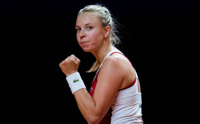 April 21, 2021, STUTTGART, GERMANY: Anett Kontaveit of Estonia in action during her second-round match at the 2021 Porsche Tennis Grand Prix WTA, Tennis Damen 500 tournament against Sofia Kenin of the United States STUTTGART GERMANY - ZUMAa181 20210421_zaa_a181_529 Copyright: xRobxPrangex