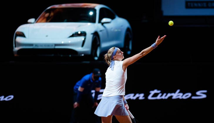 April 21, 2021, STUTTGART, GERMANY: Petra Kvitova of the Czech Republic in action during her second-round match at the 2021 Porsche Tennis Grand Prix WTA, Tennis Damen 500 tournament against Maria Sakkari of Greece STUTTGART GERMANY - ZUMAa181 20210421_zaa_a181_553 Copyright: xRobxPrangex