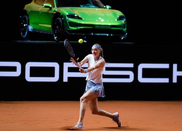 April 21, 2021, STUTTGART, GERMANY: Petra Kvitova of the Czech Republic in action during her second-round match at the 2021 Porsche Tennis Grand Prix WTA, Tennis Damen 500 tournament against Maria Sakkari of Greece STUTTGART GERMANY - ZUMAa181 20210421_zaa_a181_559 Copyright: xRobxPrangex