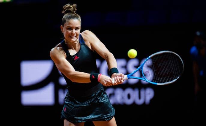 April 21, 2021, STUTTGART, GERMANY: Maria Sakkari of Greece in action during her second-round match at the 2021 Porsche Tennis Grand Prix WTA, Tennis Damen 500 tournament against Petra Kvitova of the Czech Republic STUTTGART GERMANY - ZUMAa181 20210421_zaa_a181_569 Copyright: xRobxPrangex