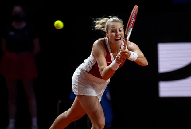 2021 Porsche Tennis Grand Prix Anett Kontaveit , Estonia