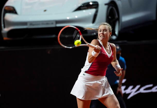 2021 Porsche Tennis Grand Prix Anett Kontaveit , Estonia