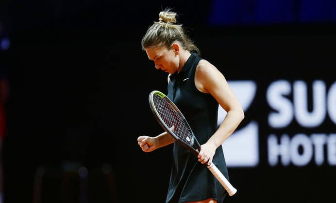 Stuttgart , Porsche Tennis Grand Prix Stuttgart 2021 , Simona HALEP ROU , Cheering