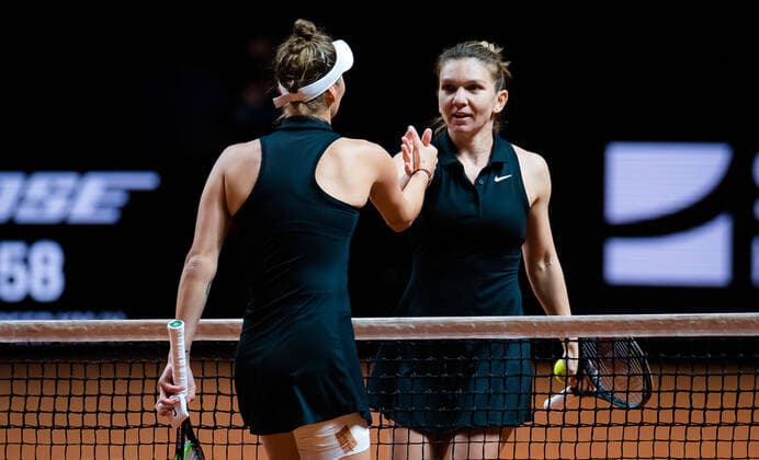 April 22, 2021, STUTTGART, GERMANY: Simona Halep of Romania in action during her second-round match at the 2021 Porsche Tennis Grand Prix WTA, Tennis Damen 500 tournament against Marketa Vondrousova of the Czech Republic STUTTGART GERMANY - ZUMAa181 20210422_zaa_a181_161 Copyright: xRobxPrangex