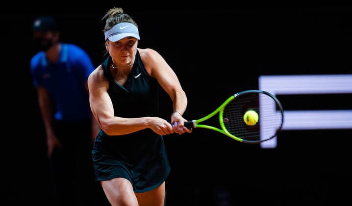 April 22, 2021, STUTTGART, GERMANY: Elina Svitolina of the Ukraine in action during her second-round match at the 2021 Porsche Tennis Grand Prix WTA, Tennis Damen 500 tournament against Angelique Kerber of Germany STUTTGART GERMANY - ZUMAa181 20210422_zaa_a181_172 Copyright: xRobxPrangex