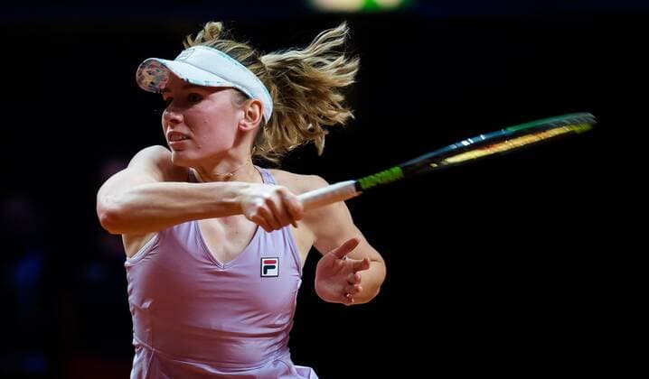 Mandatory Credit: Photo by Rob Prange Shutterstock (11864529ed) Ekaterina Alexandrova of Russia in action during her second-round match at the 2021 Porsche Tennis Grand Prix WTA, Tennis Damen 500 tournament Porsche Tennis Grand Prix, Tennis, Stuttgart, Germany - 22 Apr 2021 Porsche Tennis Grand Prix, Tennis, Stuttgart, Germany - 22 Apr 2021  Copyright: xRobxPrange Shutterstockx 11864529ed