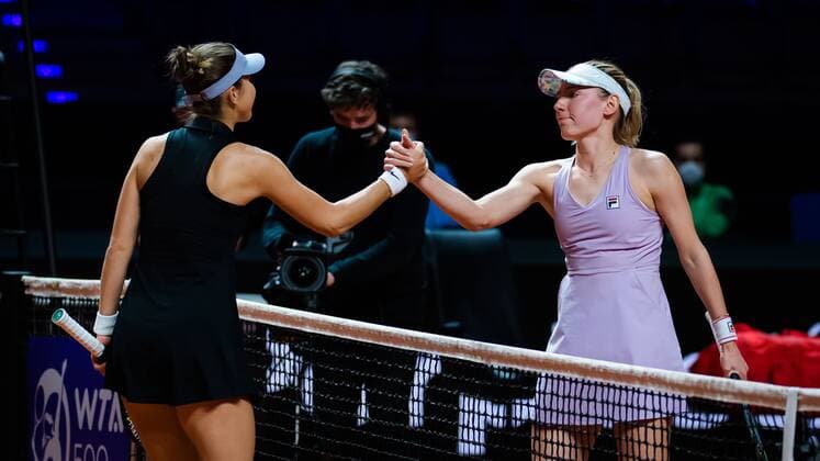 Mandatory Credit: Photo by Rob Prange Shutterstock (11864529ee) Belinda Bencic of Switzerland & Ekaterina Alexandrova of Russia in action during her second-round match at the 2021 Porsche Tennis Grand Prix WTA, Tennis Damen 500 tournament Porsche Tennis Grand Prix, Tennis, Stuttgart, Germany - 22 Apr 2021 Porsche Tennis Grand Prix, Tennis, Stuttgart, Germany - 22 Apr 2021  Copyright: xRobxPrange Shutterstockx 11864529ee