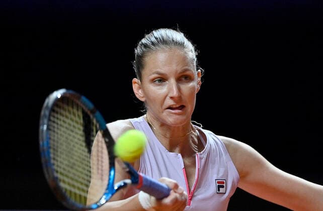 Karolina Pliskova CZE Action Quarterfinals Tennis Women Porsche Cup Porsche Tennis Grand Prix GP Stuttgart 2021 Porsche Arena 23 04 2021 Porsche Tennis Grand Prix Stuttgart 2021