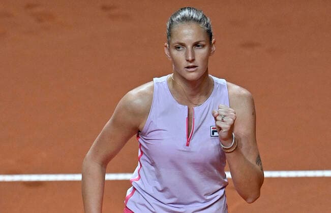 Karolina Pliskova CZE jubilant about winning point Quarterfinal Tennis Women Porsche Cup Porsche Tennis Grand Prix GP Stuttgart 2021 Porsche Arena 23 04 2021 Porsche Tennis Grand Prix Stuttgart 2021