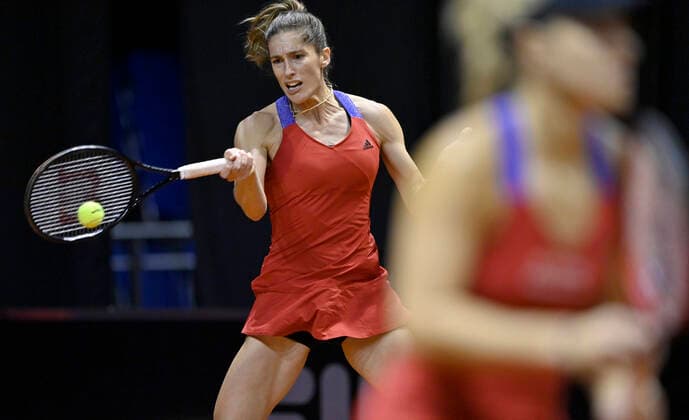 Doubles Angelique KERBER GER with Andrea PETKOVIC GER left Tennis Women Porsche Cup Porsche Tennis Grand Prix GP Stuttgart 2021 Porsche Arena 23 04 2021 Porsche Tennis Grand Prix Stuttgart 2021
