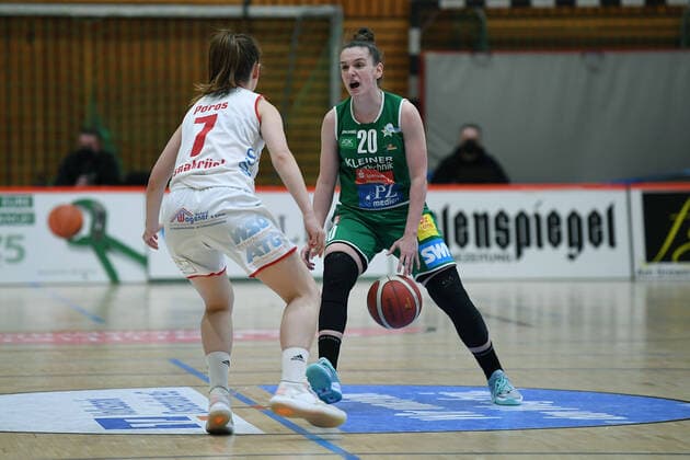 Basketball Women 1 Bundesliga Final 2 Game GiroLive Panthers Osnabrück Rutronik Stars Keltern on 23 04 2021 at the OSC Hall in Osnabrück Vicky Poros Osnabrück , front Sanja Mandic Keltern , rear xRx