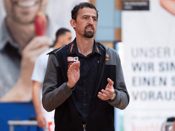 Aleksandar Nadjfeiji Wiha Panthers Schwenningen Co Trainer wiha Panthers Schwenningen vs Eisbaeren Bremerhaven, Basketball, BARMER 2 BASKETBALL BUNDESLIGA, Playoff Group 2, Matchday 3, 2020 2021, 23 04 2021, wiha Panthers Schwenningen vs Eisbaeren Bremerhaven, Basketball, BARMER 2 BASKETBALL BUNDESLIGA, Playoff Group, Matchday 3, 2020 2021, 23 04 2021, Villingen Schwenningen Copyright: xMiclasxHaasis Eibner-Pressefotox EP_mhs