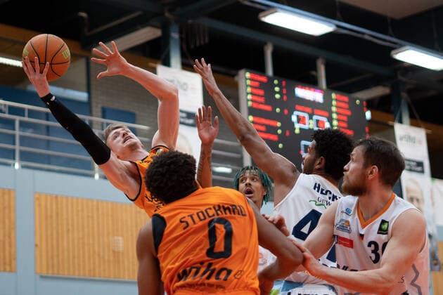 Jonas Niedermanner Wiha Panthers Schwenningen 9 wiha Panthers Schwenningen vs Eisbaeren Bremerhaven, Basketball, BARMER 2 BASKETBALL BUNDESLIGA, Playoff Group 2, Matchday 3, 2020 2021, 23 04 2021, wiha Panthers Schwenningen vs Eisbaeren Bremerhaven, Basketball, BARMER 2 BASKETBALL BUNDESLIGA, Playoff Group, Matchday 3, 2020 2021, 23 04 2021, Villingen Schwenningen Copyright: xMiclasxHaasis Eibner-Pressefotox EP_mhs