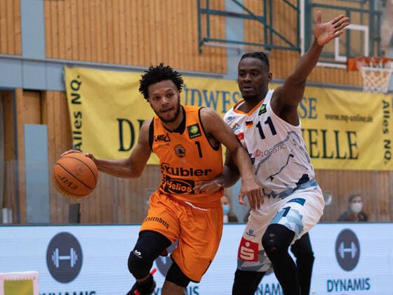 Basketball, 2. BL ProA, wiha Panthers Schwenningen - Eisbären Bremerhaven