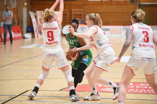 Play offs DBBL 20 21 GiroLive Panthers Osnabrück Rutronik Stars Keltern on 23 04 2021 in the OSC Hall in Osnabrück Emmanuella Mayombo Keltern in a duel with Frieda Bühner Buehner Osnabrück BK
