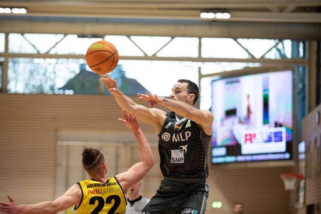 Kevin Wohlrath Kirchheim Knights, 22 Adam Eberhard MLP Academics Heidelberg, 41 ¨¨¨Kirchheim Knights MLP Academics Heidelberg, 2 basketball, Bundesliga, Pro A, Barmer 2 basketball, playoffs 3 game day group stage , Spielzeit 2020 2021, 23 04 2021, ¨¨ Kirchheim Knights MLP Academics Heidelberg , Basketball, 2 Bundesliga, Barmer 2 Basketball, Playoffs, 3 Spieltag Gruppenphase , Spielzeit 2020 2021, 23 04 2021 Kirchheim unter Teck Copyright: xNinaxSander xEibnerxPressefotoxIx EP_NSR