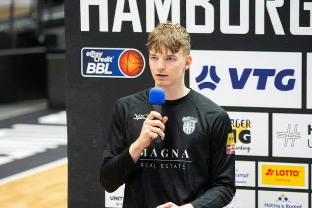 Basketball I Mens I 2020 2021 Season I easyCredit Bundesliga I 30 Matchday I Hamburg Towers s Oliver Würzburg I 23 04 2021 Justus Hollatz 21, Towers at the post-match press conference Hamburg edel optics de Arena, Kurt Emmerich Platz, Wilhelmsburger Inselpark Hamburg Germany. Copyright: xLobeca RobertoxSeidelx