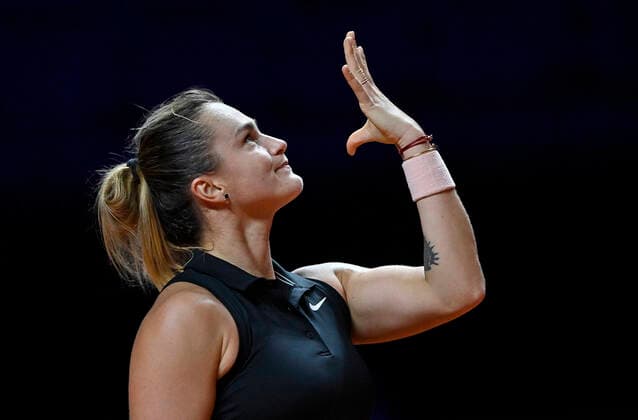Aryna Sabalenka BLR action gesture, gesture with hand disappointed dissatisfied quarterfinal tennis women Porsche Cup Porsche Tennis Grand Prix GP Stuttgart 2021 Porsche Arena 23 04 2021 Porsche Tennis Grand Prix Stuttgart 2021