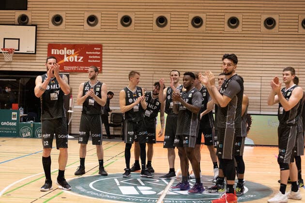 Philipp Heyden MLP Academics Heidelberg, 22 Daniel Loh MLP Academics Heidelberg, 33 Niklas Würzner MLP Academics Heidelberg, 2 Jordan Geist MLP Academics Heidelberg, 15 Albert Kuppe MLP Academics Heidelberg, 47 Armin Trtovac MLP Academics Heidelberg, 10 ¨¨¨Kirchheim Knights MLP Academics Heidelberg, 2 Basketball, Bundesliga, Pro A, Barmer 2 Basketball, Playoffs 3 Matchday Group Stage , Season 2020 2021, 23 04 2021, ¨¨ Kirchheim Knights MLP Academics Heidelberg , Basketball, 2 Bundesliga, Barmer 2 Basketball, Playoffs 3 Matchday Group Stage , Season 2020 2021, 23 04 2021 Kirchheim unter Teck. Copyright: xNinaxSander xEibnerxPressefotoxIx EP_NSR