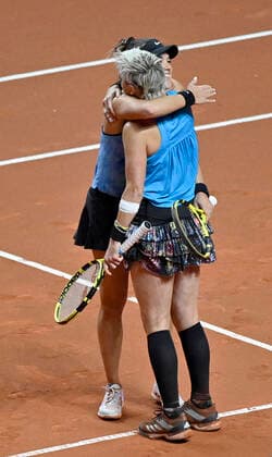 Desirae Krawczyj USA left and Bethanie Mattek Sands USA right win their semifinals against Nadiia Kichenok UKR and Raluca Olaru ROU Embrace Doubles Semifinals Tennis Women Porsche Cup Porsche Tennis Grand Prix GP Stuttgart 2021 Porsche Arena 24 04 2021 Porsche Tennis Grand Prix Stuttgart 2021