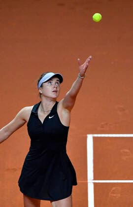 Elina Svitolina Jelina Svitolina UKR Action Serve Semifinals Tennis Women Porsche Cup Porsche Tennis Grand Prix GP Stuttgart 2021 Porsche Arena 24 04 2021 Porsche Tennis Grand Prix Stuttgart 2021