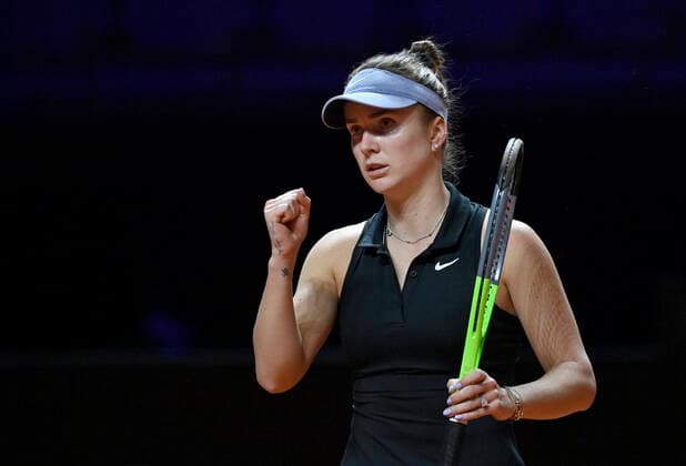 Elina Svitolina Jelina Svitolina UKR Action cheers point win Semifinals Tennis Women Porsche Cup Porsche Tennis Grand Prix GP Stuttgart 2021 Porsche Arena 24 04 2021 Porsche Tennis Grand Prix Stuttgart 2021