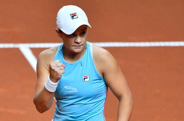 Ashleigh Barty AUS wins semi-final on her 25th birthday Cheers Gestures Semi-final Tennis Women Porsche Cup Porsche Tennis Grand Prix GP Stuttgart 2021 Porsche Arena 24 04 2021 Porsche Tennis Grand Prix Stuttgart 2021