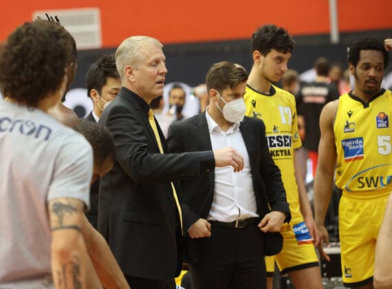 Patrick John, Coach Ludwigsburg, JobStairs GIESSEN 46ers vs, MHP Riesen Ludwigsburg, Basketball, Basketball Bundesliga, 30 Spieltag, 24 04 2021, JobStairs GIESSEN 46ers vs, MHP Riesen Ludwigsburg, Basketball, Basketball Bundesliga, 30 Spieltag, 24 04 2021, Photo EIBNER Joerg Niebergall Giessen Copyright: xJoergxNiebergall Eibner-Pressefox EP_JNL