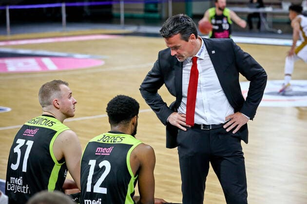 12 Jones Lazeric medi 31 Osvaldas Olisevicius medi HC Raoul Korner medi medi Bayreuth , season 2020 21 , main round matchday 30 24 04 2021 Basketball Loewen Braunschweig Copyright: xEibner-Pressefotox Ochsx EP_tos