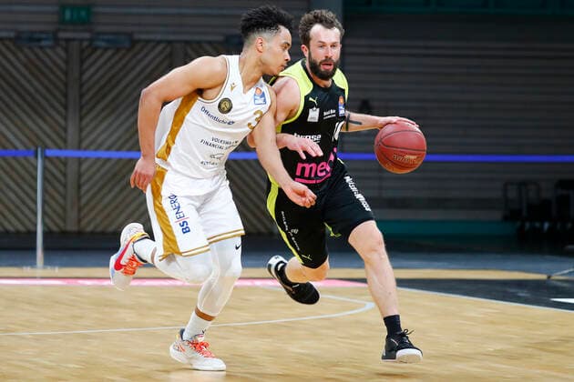 30 Matchday of the easyCredit BBL Basketball Bundesliga on 24 April 2021 in the Oberfrankenhalle in Bayreuth Bavaria Germany season 2020 2021 Medi Bayreuth against Basketball Löwen Braunschweig Bastian Doreth Medi Bayreuth 10 right Garai Zeeb Basketball Löwen Braunschweig 3 left