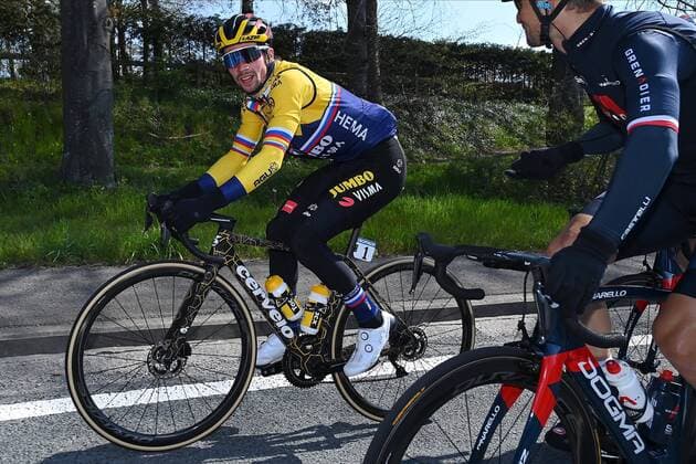 LIEGE, BELGIUM - APRIL 25 : ROGLIC Primoz (SLO) of JUMBO-VISMA pictured during the UCI World Tour 107th Liege Bastogne Liege cycling race with start and finish in Liege on April 25, 2021 in Liege, Belgium, 25 04 2021 CYCLISME : Liege Bastogne Liege 2021 Cycling Race - 25 04 2021 PHOTONEWS PANORAMIC 