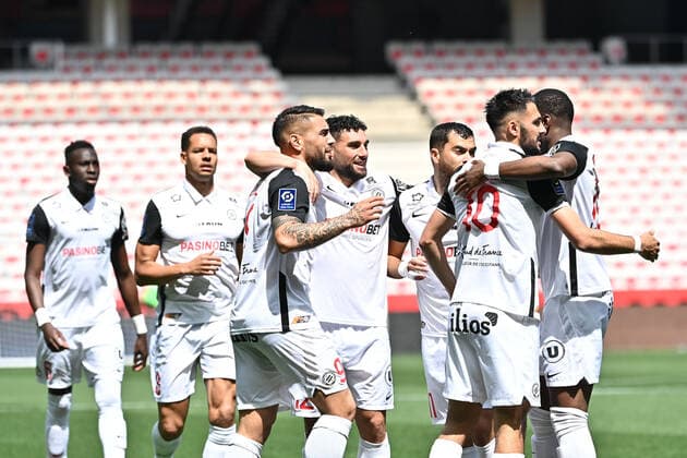 JOIE - FAIR PLAY - 10 GAETAN LABORDE (MHSC) - 09 ANDY DELORT (MHSC) - 12 JORDAN FERRI (MHSC) FOOTBALL : Nice vs Montpellier - Ligue 1 Uber Eats - 25 04 2021 FEP Panoramic 