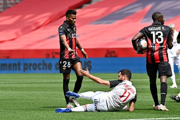 28 HICHAM BOUDAOUI (NICE) - FAIR PLAY FOOTBALL : Nice vs Montpellier - Ligue 1 Uber Eats - 25 04 2021 FEP Panoramic 