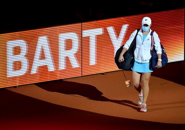 Ashleigh Barty AUS enters the Centre Court Perimeter advertising with name Final Tennis Women Porsche Cup Porsche Tennis Grand Prix GP Stuttgart 2021 Porsche Arena 25 04 2021 Porsche Tennis Grand Prix Stuttgart 2021