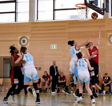 Duesseldorf, Germany, April 24th General match scene during the Toyota 2. Basketball Bundesliga Nord between the Capitol Bascats Duesseldorf and RheinLand Lions at Wekita Sportarena in Duesseldorf Toyota 2. Basketball Bundesliga Nord - Capitol Bascats Duesseldo 